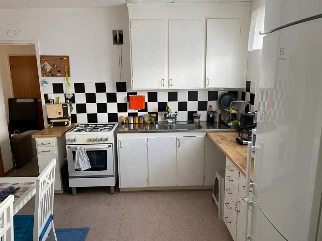 Billigt Och Frecsh Apartment Gothenburg Bagian luar foto